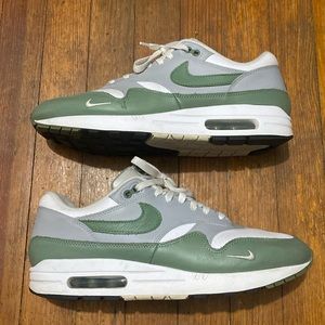 Nike Air Max 1 Premium - Size 11